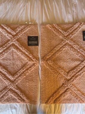 NWT Middleton Home Pink Cotton Bath Rugs Set of 2